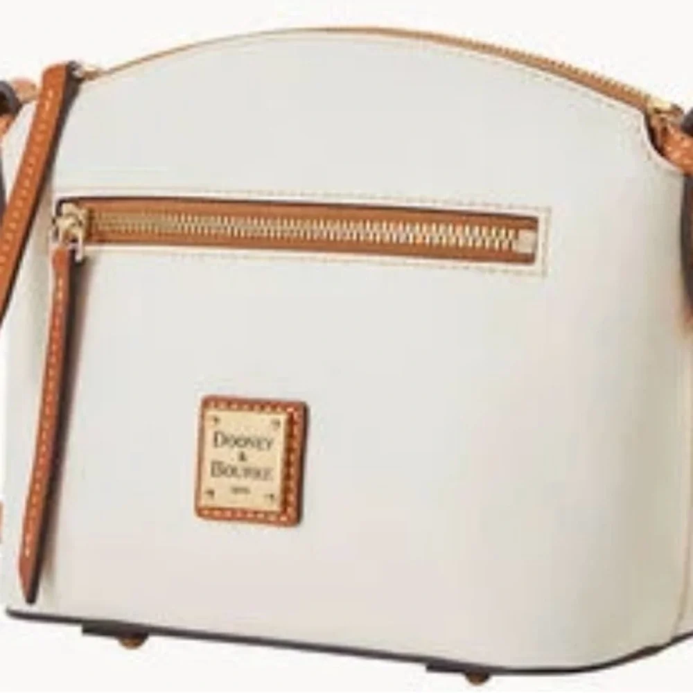 New. Never used. Dooney & Bourke Pebble Grain Suki Crossbody Shoulder Bag White - Picture 2 of 10